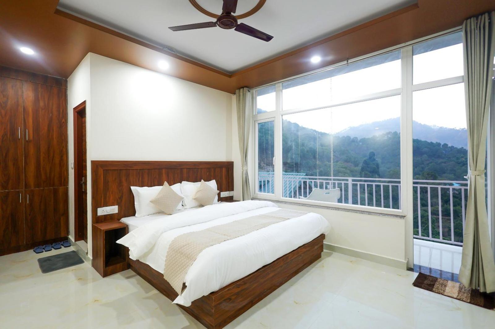 Mountain Shadow Hotel Kasauli Bagian luar foto